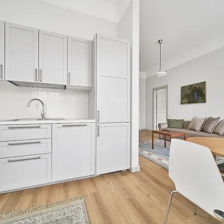 Апартаменты Bright And Warm Apartment, Centre Вильнюс