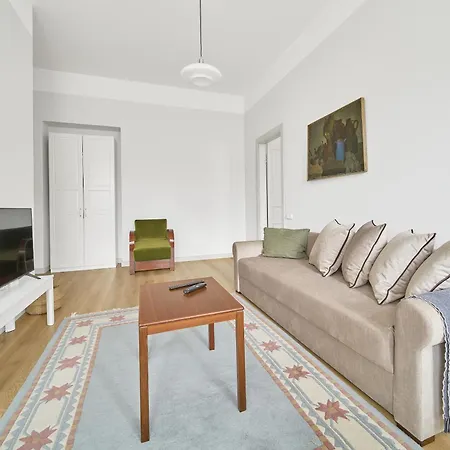 Апартаменты Bright And Warm Apartment, Centre Вильнюс