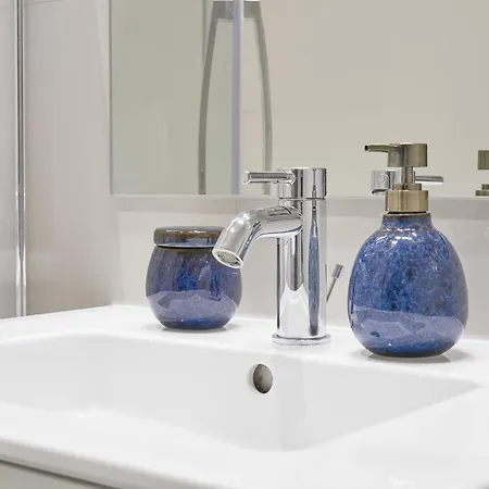 Bright And Warm Apartment, Centre *