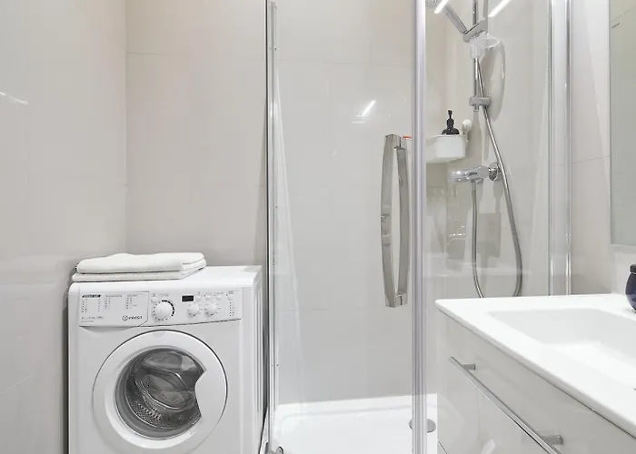 Bright And Warm Apartment, Centre Apartman *